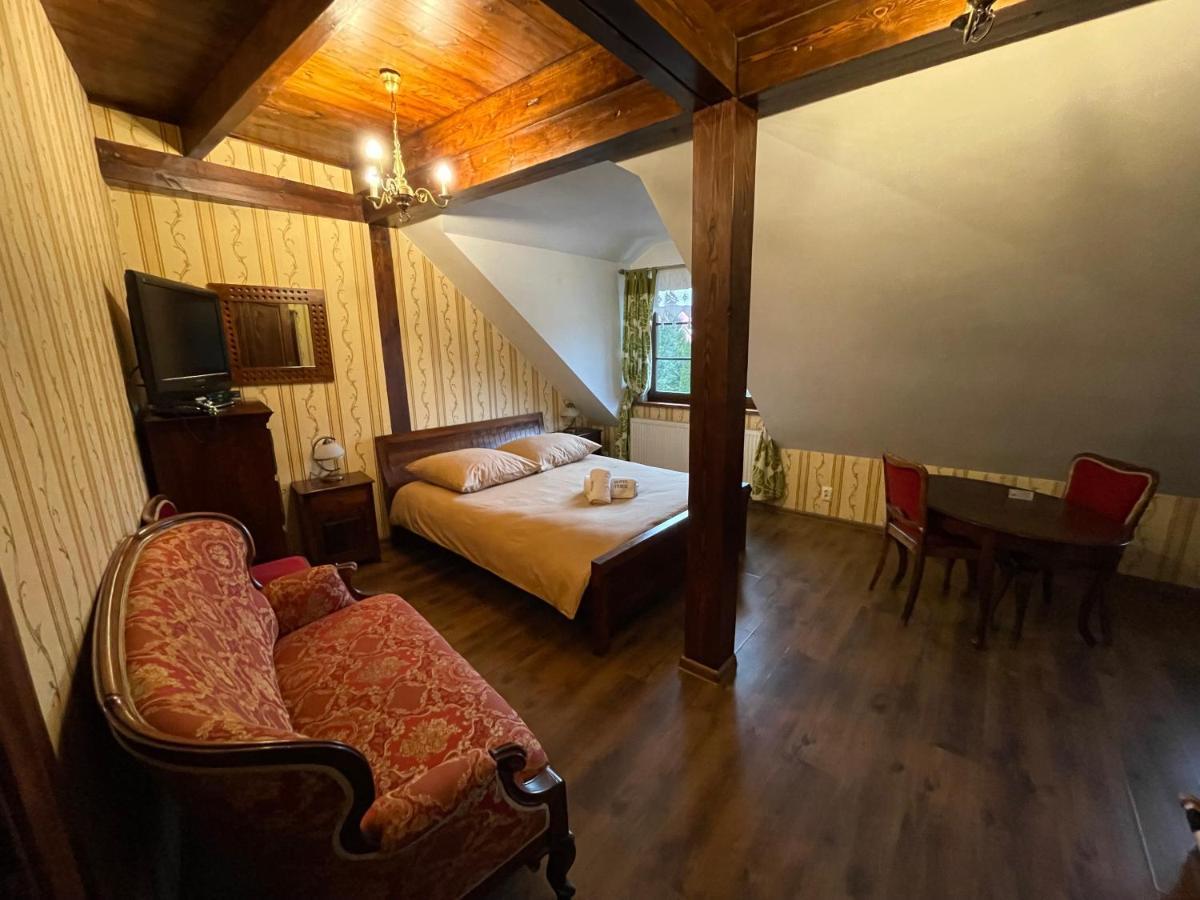 Osielsko Hotel Tyrol I Restauracja Zycie Gruzji المظهر الخارجي الصورة