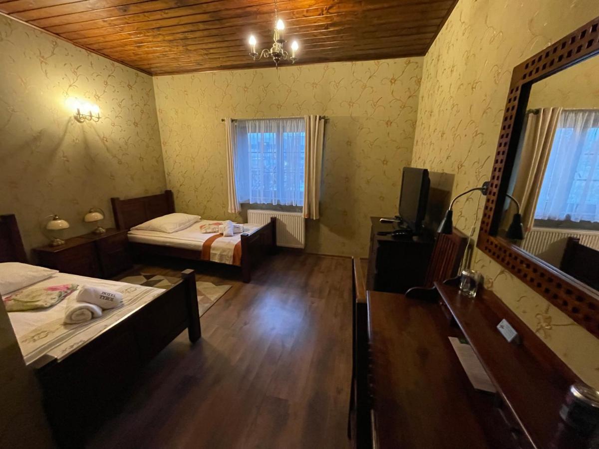 Osielsko Hotel Tyrol I Restauracja Zycie Gruzji المظهر الخارجي الصورة