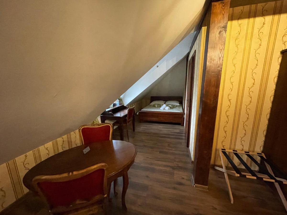 Osielsko Hotel Tyrol I Restauracja Zycie Gruzji المظهر الخارجي الصورة