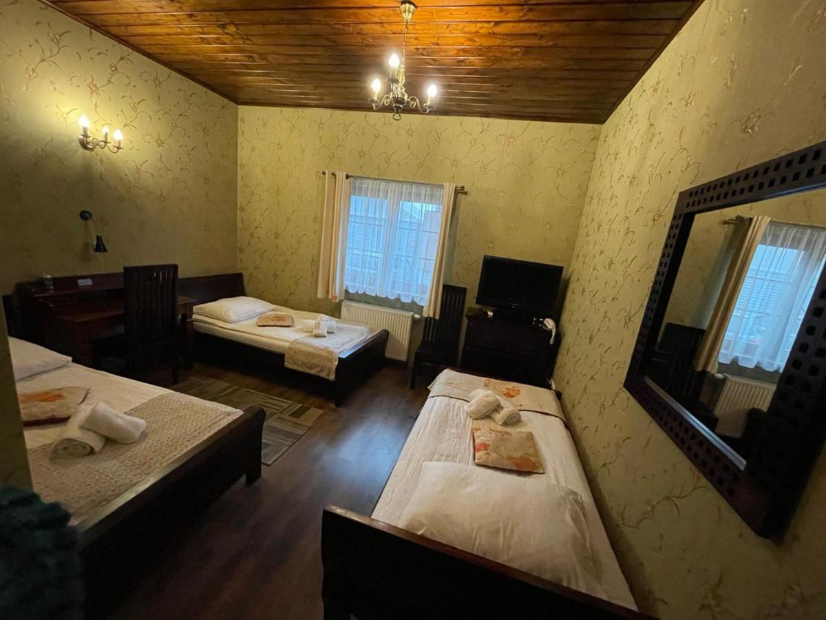 Osielsko Hotel Tyrol I Restauracja Zycie Gruzji المظهر الخارجي الصورة