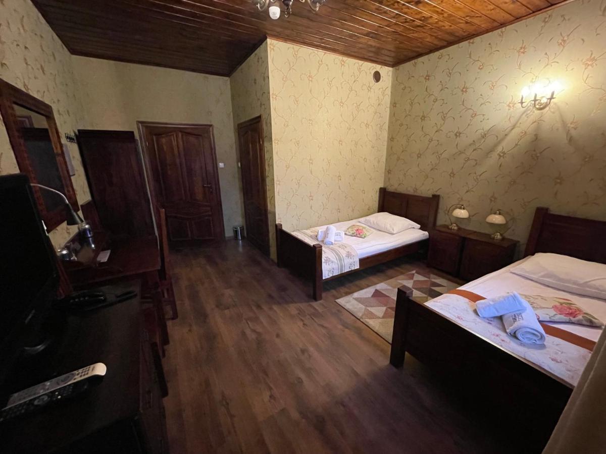 Osielsko Hotel Tyrol I Restauracja Zycie Gruzji المظهر الخارجي الصورة