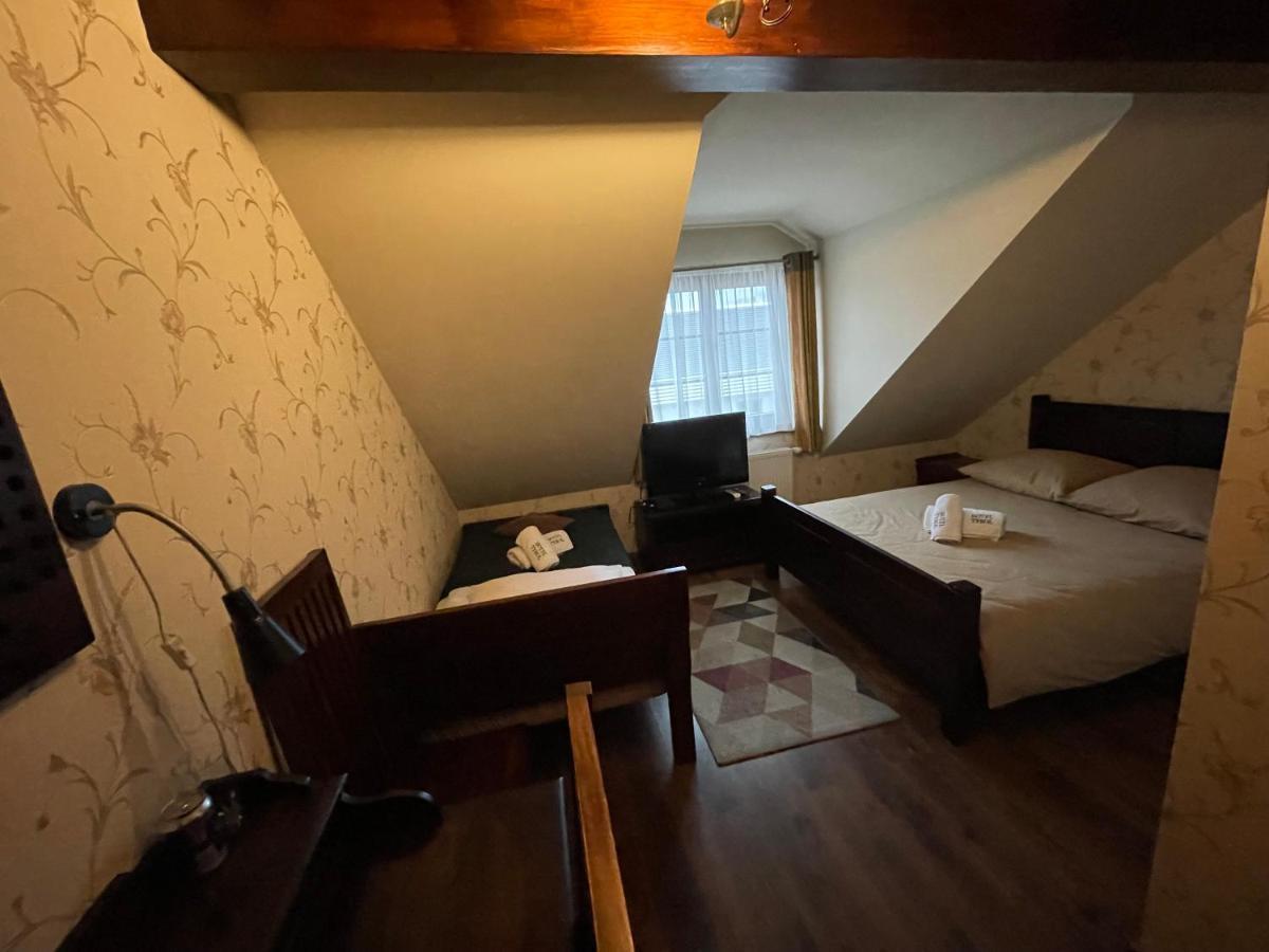 Osielsko Hotel Tyrol I Restauracja Zycie Gruzji المظهر الخارجي الصورة