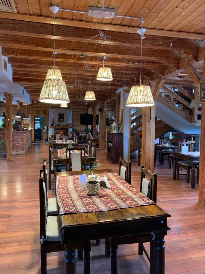 Osielsko Hotel Tyrol I Restauracja Zycie Gruzji المظهر الخارجي الصورة